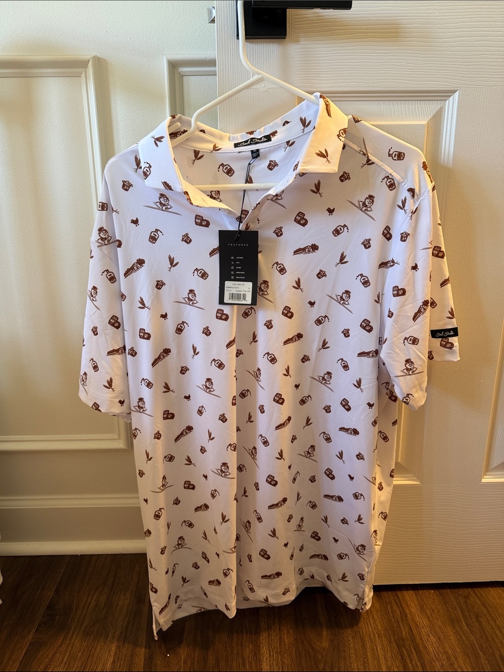 Bad Birdie golf tee with whiskey